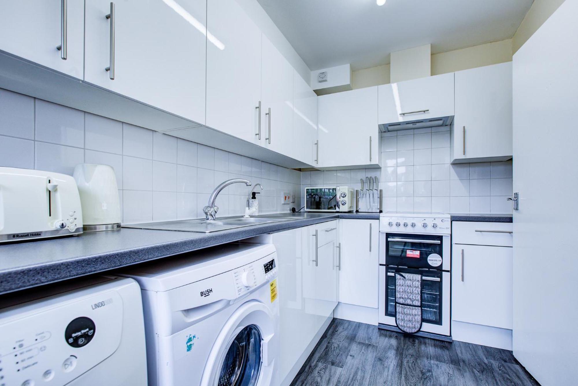 Spacious Urban Apartment In Κρόιντον Εξωτερικό φωτογραφία